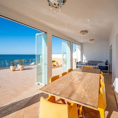 Luxurious Beach - *